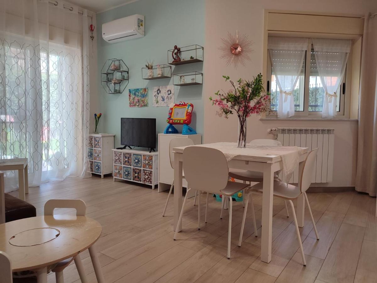 Appartamento Incantevole Con Parcheggio E Giardino カターニア エクステリア 写真